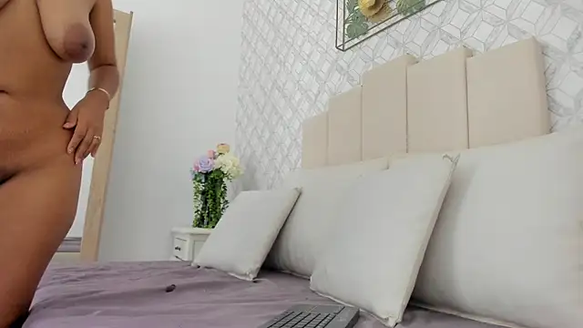 Chat XXX ao vivo de CannelaSmith