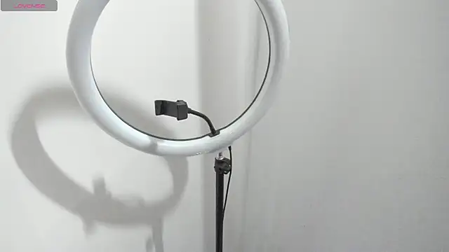 Kylie2211's Live XXX Chat