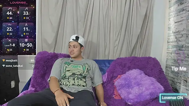NoahAndBunny's Live XXX Chat