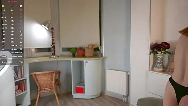 SunnyAdrid – Naživo XXX chat