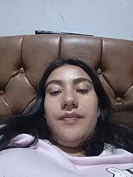 XXX chat uživo modela Hellen_Alex