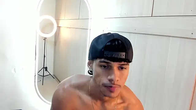 Joao_da_silva19 Show in webcam