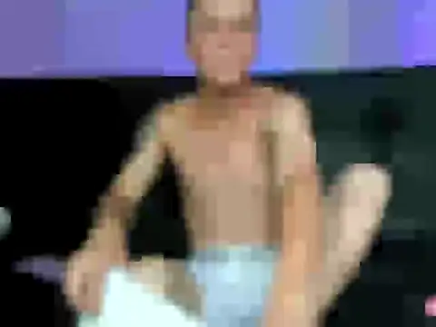estebanr_777 webkamerás műsora