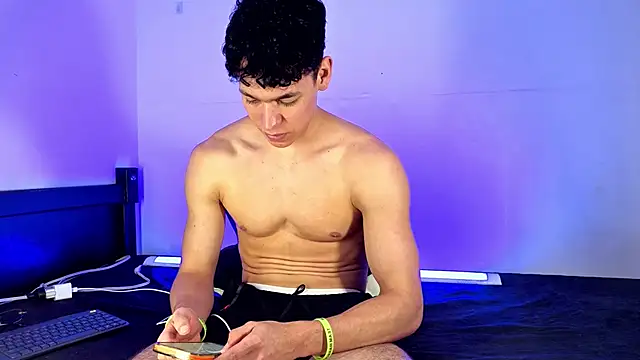 Luke_Muscle Live XXX-chat