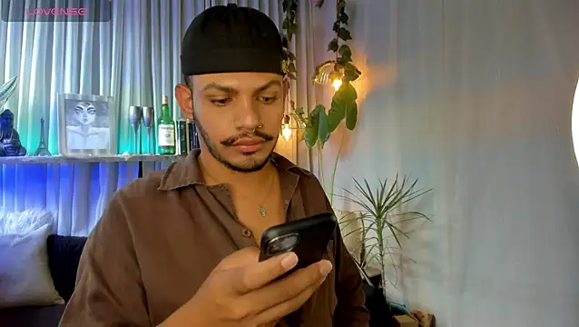 Webkamerová show JaviCollins-