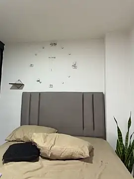 Chat +18 de am_lee ao vivo