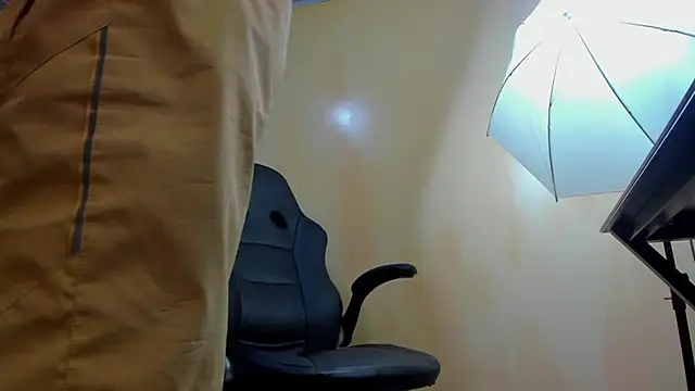 BrunoCarzon – webcam-show