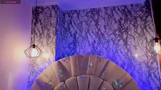 _emma_miller_'s Live XXX Chat