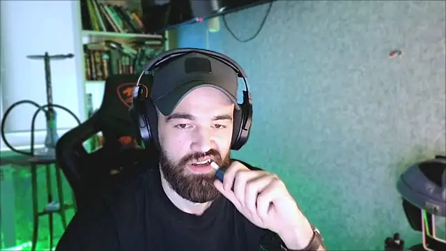_Mostly_'s Live XXX Chat