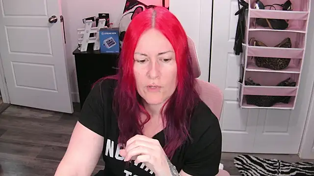 gennyrock Live XXX Chat