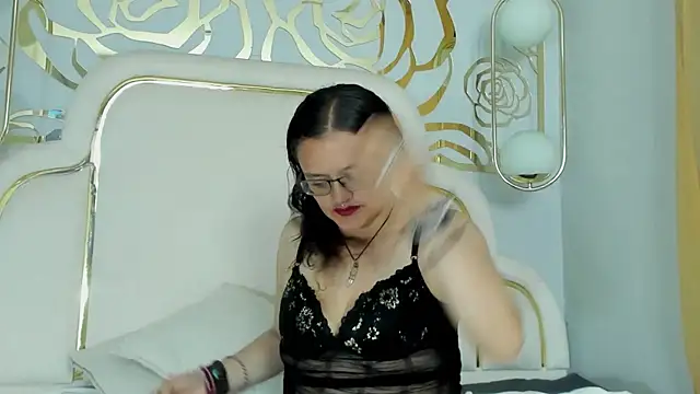 دردشة midnightlust_vc الجنسية المباشرة