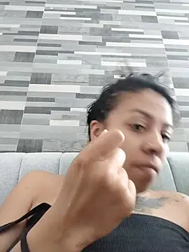 Tiphanydirty3 XXX чат на живо