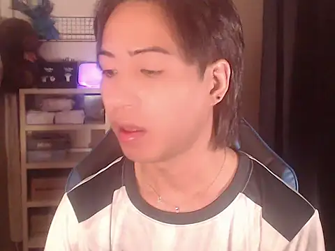 Erin_23 在線直播表演