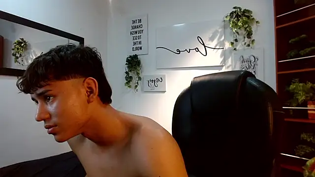 Ryan_grayx Webcam-Show