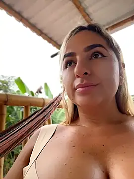 sammyqueenx21: διαδικτυακό σόου στην κάμερα