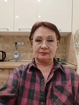 SalientClean Adlı Modelin Canlı XXX Sohbeti