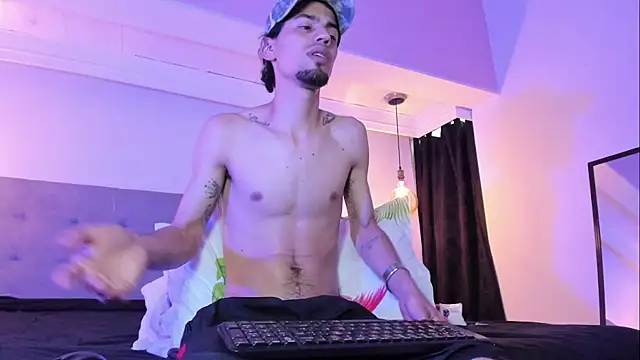 MichaelEvanss_ Show in webcam