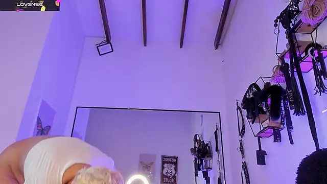 AnaChernova Chat XXX in diretta