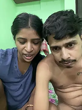 hot-couple-0's Webcam Show