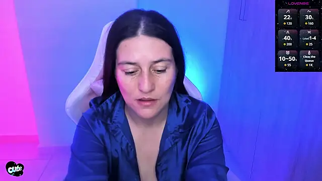 Saskyaa Chat XXX live