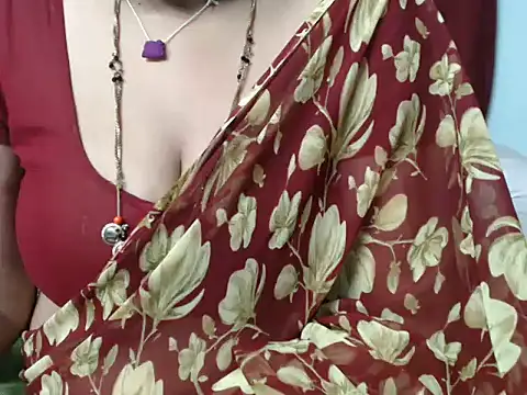 sunitha-3 élő XXX-chatje