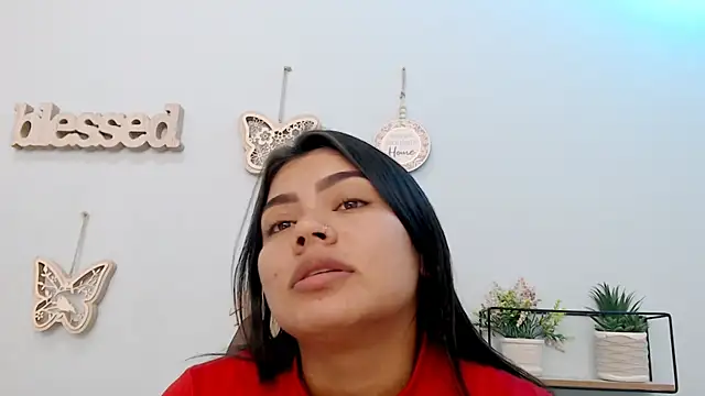 Chat XXX en directo de hotlatinaluna23
