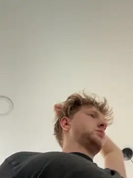 Novvikk88's Live XXX Chat