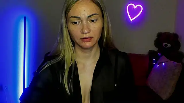 Chat +18 de BlondMikey22 ao vivo