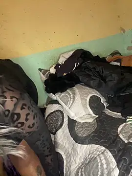 Czat XXX na żywo – friendlybitch22