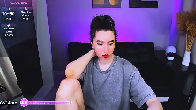 Lily_xBabe: онлайн-секс-чат