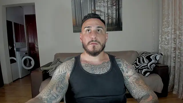 Gymdominus webcam show