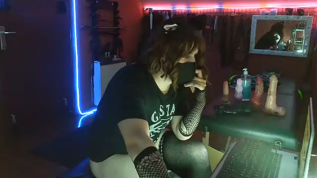 Ginny-the-bdsm-nympho Webcam-Show