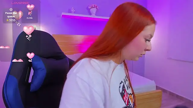 kitty_sweeety_'s Live XXX Chat