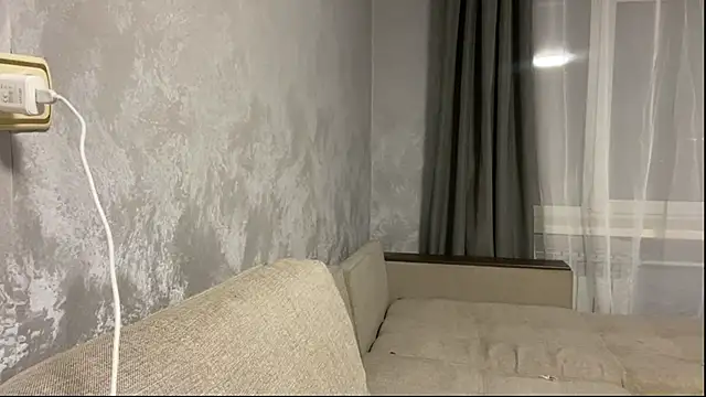 YourMiIa – Live XXX-chat