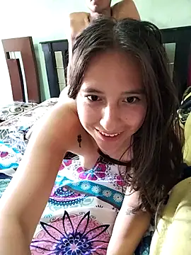 Chat +18 de rouse_lux ao vivo
