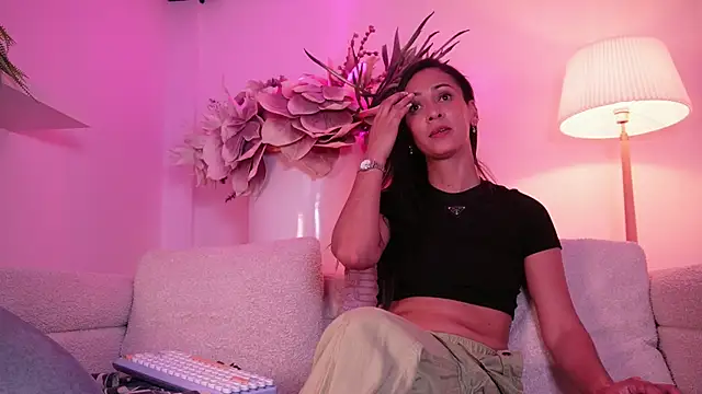 Mia_patrick1n Webbikameraesitys