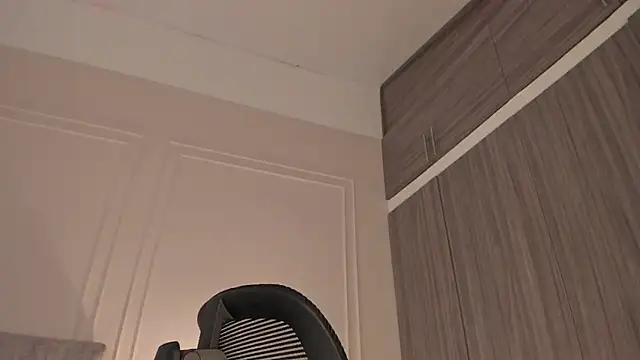 Angel-bells' Live XXX Chat