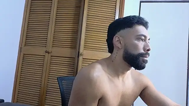 Blade_millerr – webcam-show