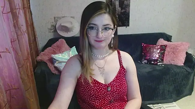 Arielsssplash Adlı Modelin Canlı XXX Sohbeti