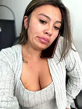 LIZ-06_ Webcam-Show