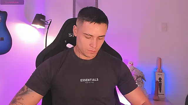 connorsmiith XXX чат на живо
