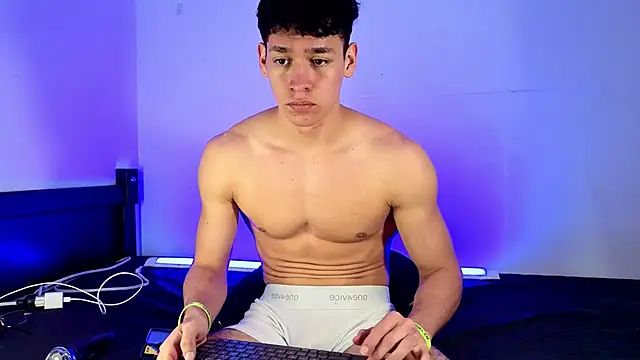 Luke_Muscle Live XXX-Chat