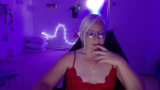 Chat +18 de Linsy_Kim ao vivo