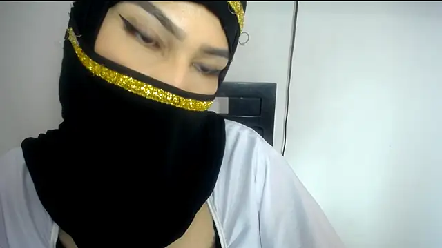 Show modela Fox_Loves na web-kameri