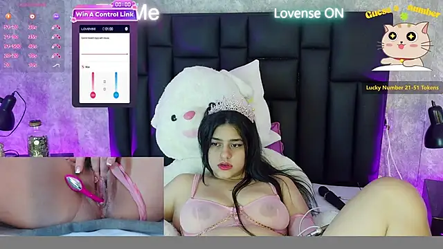 crystaldarliing Adlı Modelin Canlı XXX Sohbeti