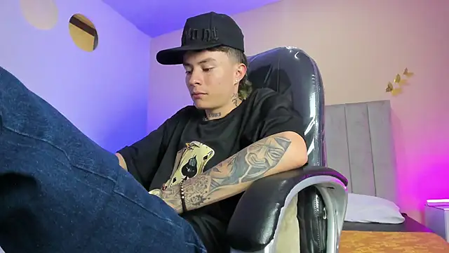 XXX chat uživo modela Nascary_Fox