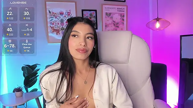 Tiffany_Low Adlı Modelin Canlı XXX Sohbeti