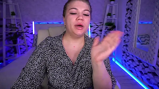 Онлайн чат XXX GabbieJay