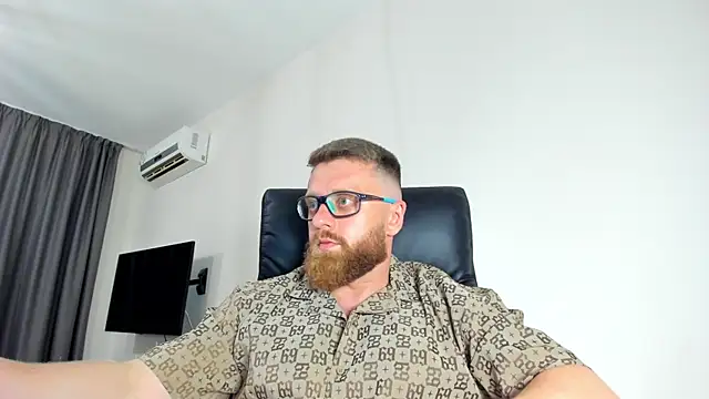 XXX chat uživo modela Findom_guy