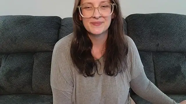 TheBustyHouseWife Live XXX Chat